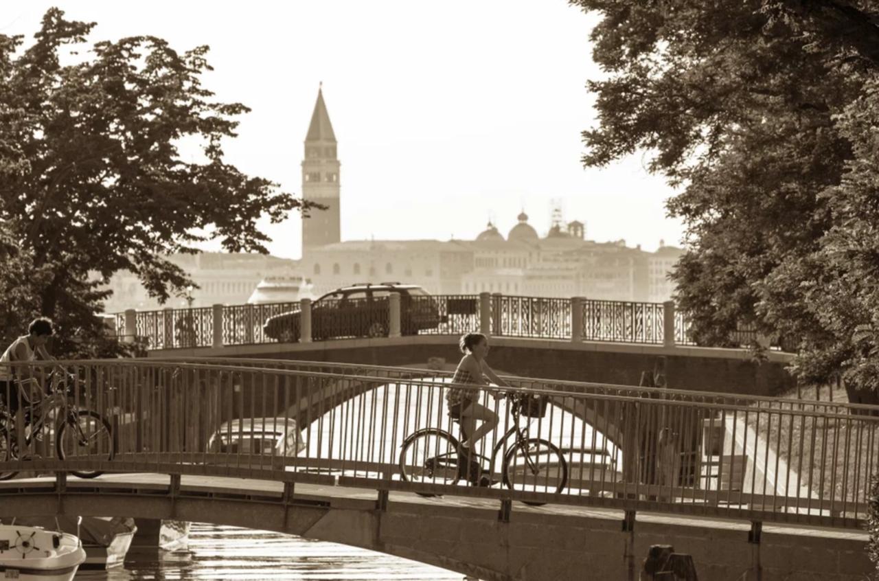 Hotel Ausonia Hungaria Wellness & Lifestyle Venezia Lido Esterno foto