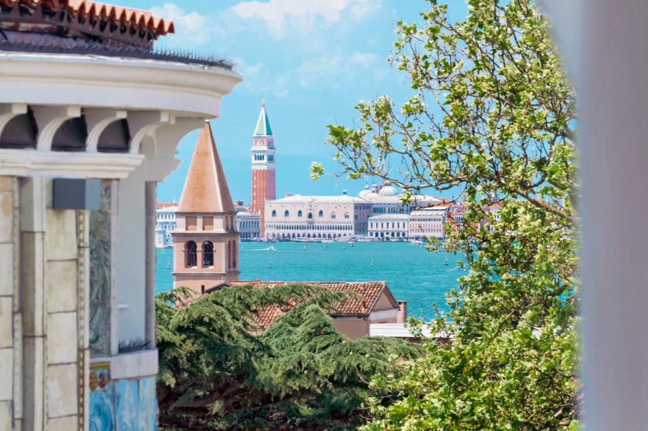 Hotel Ausonia Hungaria Wellness & Lifestyle Venezia Lido Esterno foto